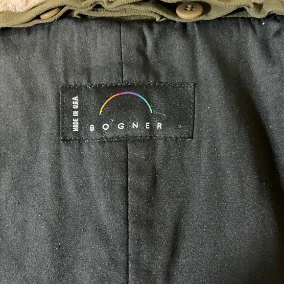 Vintage Bogner Olive Green Women's Ski Jacket with White Embroidery - Picture 15 of 16